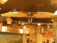 2017-02-18 12-18-35 IMG 2451  National Air and Space Museum. Tysk hangglider